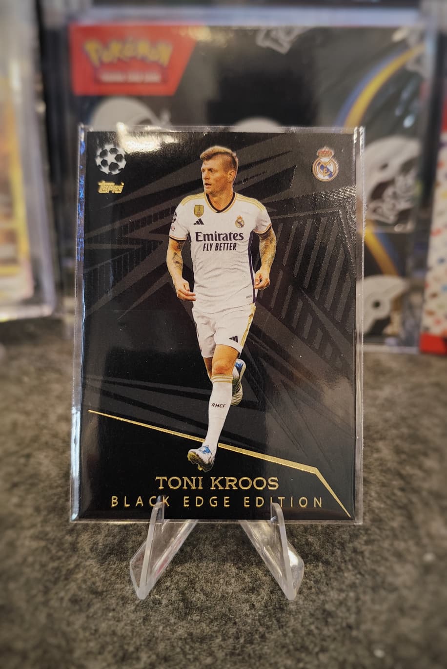 Carta Toni Kroos – Black Edge Edition (Topps)