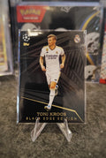 Carta Toni Kroos – Black Edge Edition (Topps)